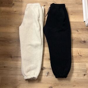 Hollister Cream and Black Men Pants